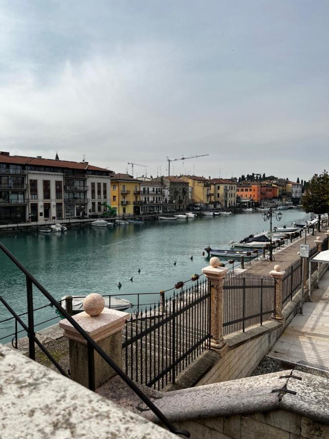 C House Rooms Lake Peschiera del Garda Kültér fotó