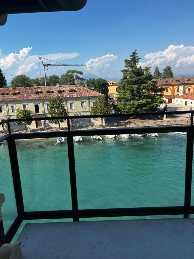 C House Rooms Lake Peschiera del Garda Kültér fotó